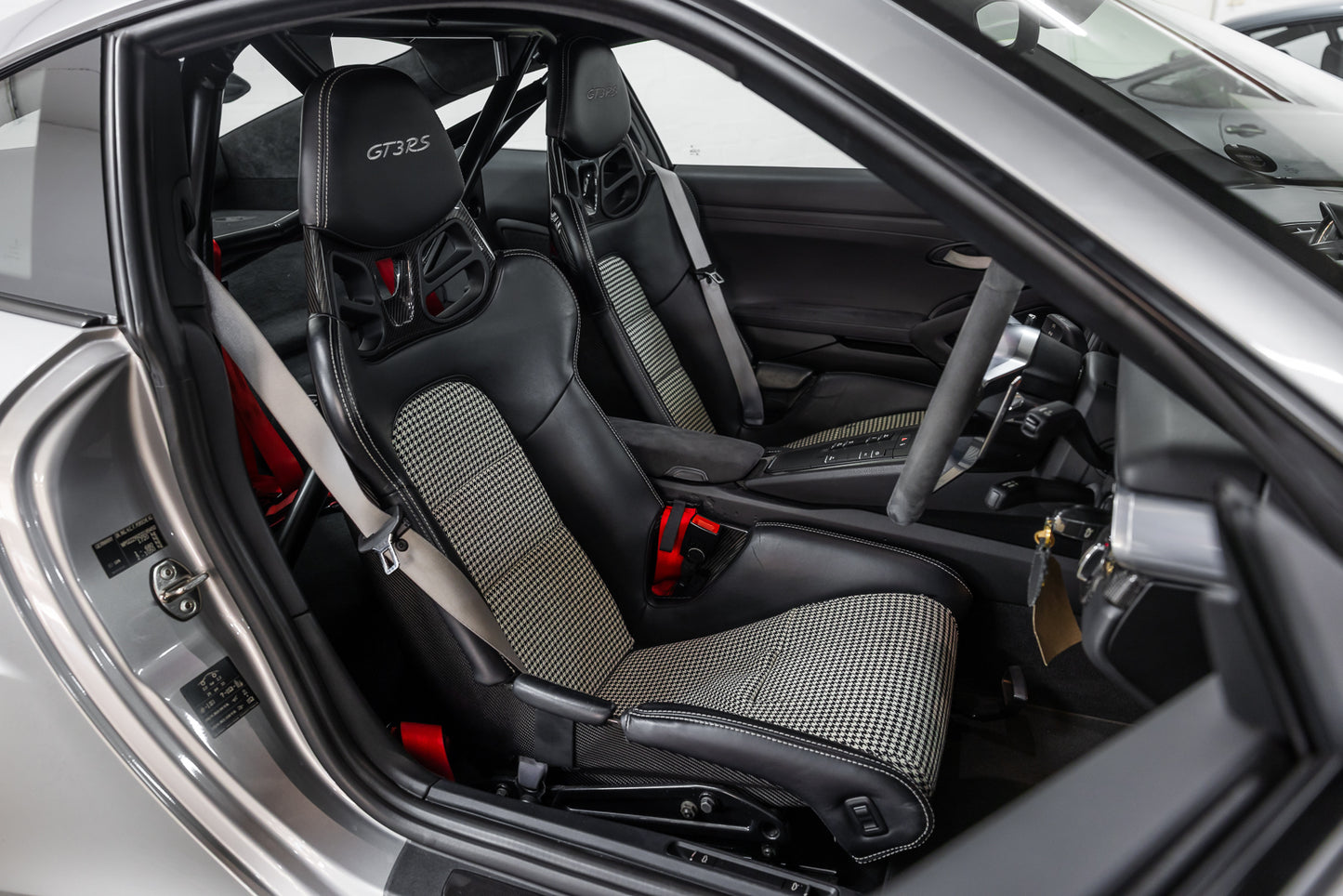 2016 Porsche 991.1 GT3 RS - 32 900kms