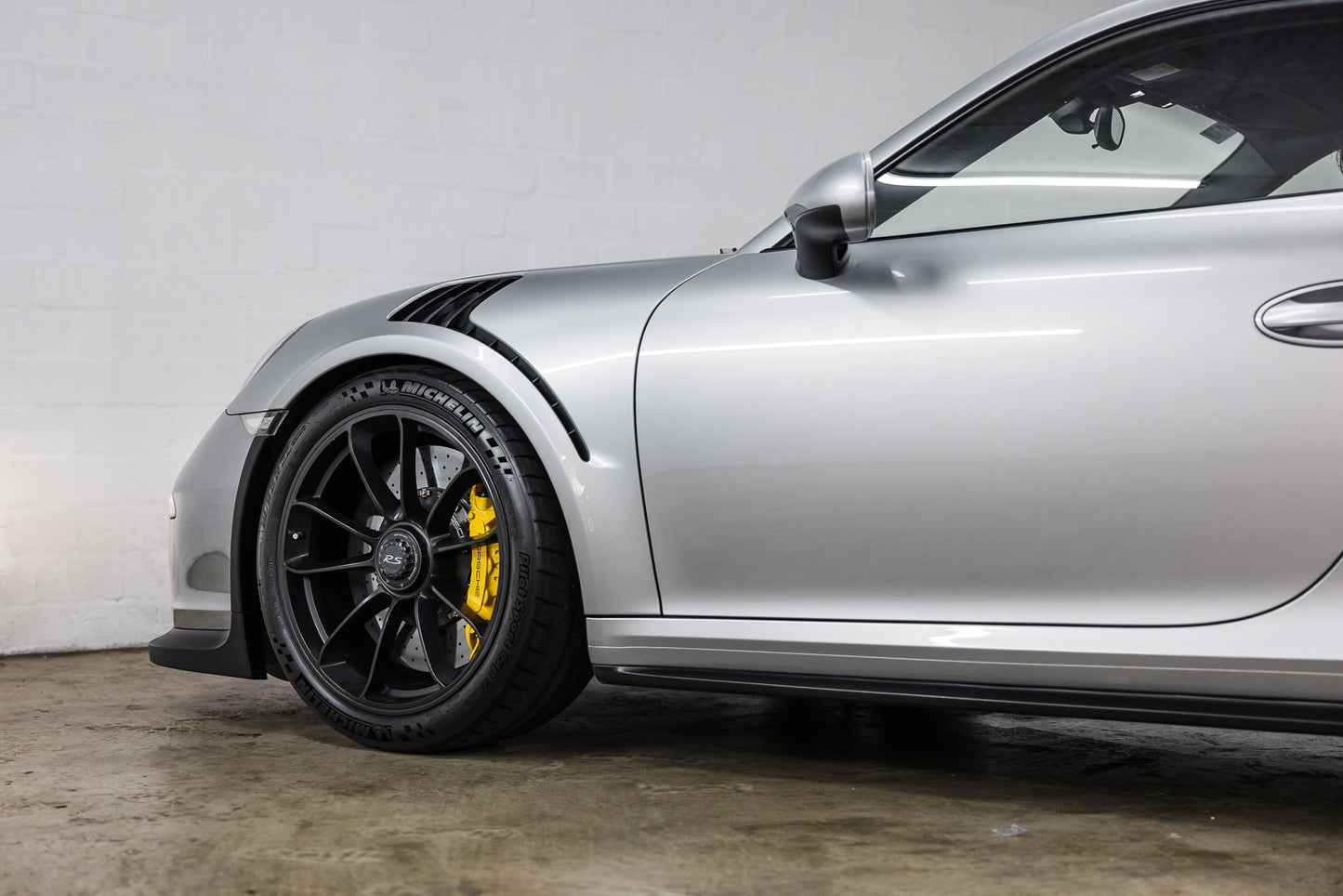 2016 Porsche 991.1 GT3 RS - 32 900kms