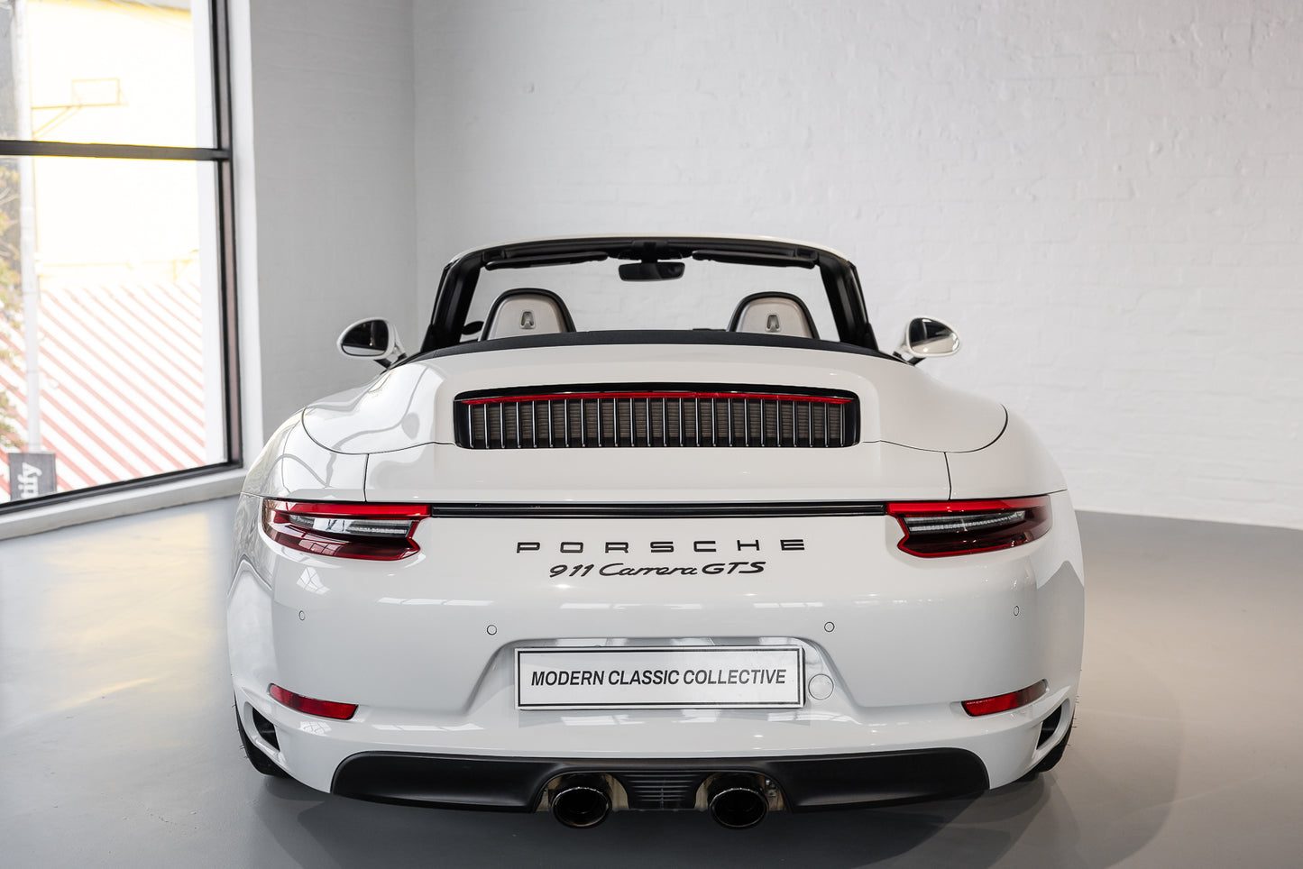 2018 Porsche 991.2 GTS Cabriolet - 62 620kms