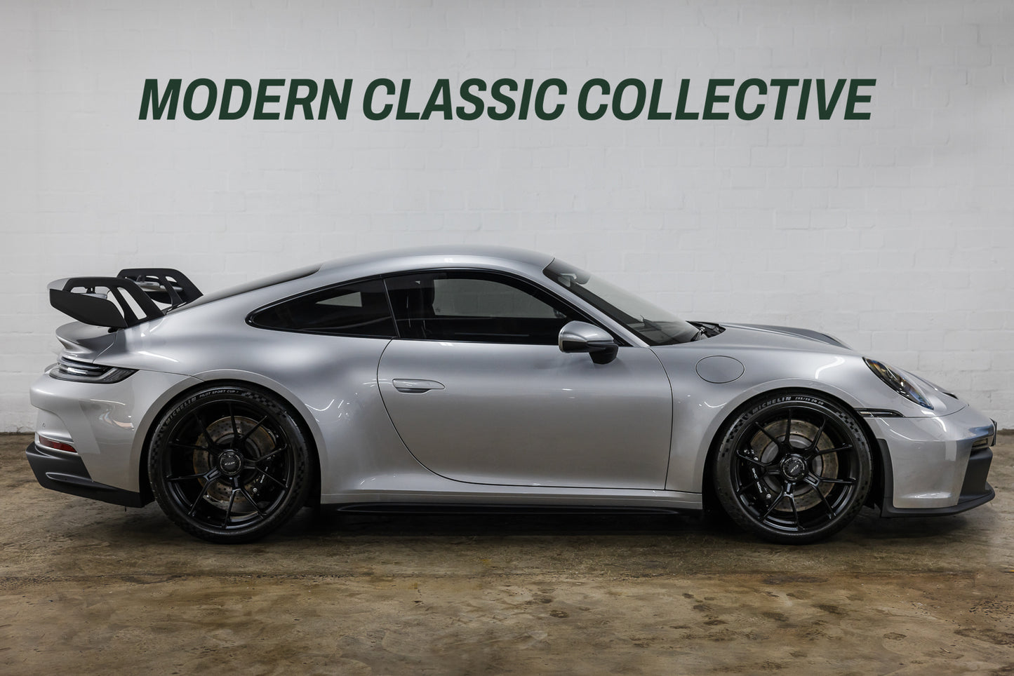 2022 Porsche 992.1 GT3 Manual - 3 750kms