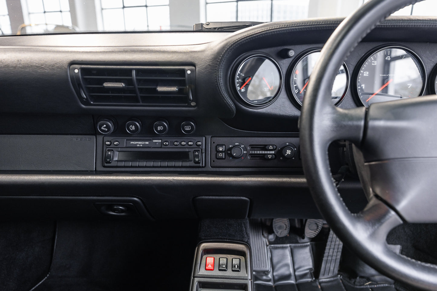 1996 Porsche 993 4S RHD - 26 500kms