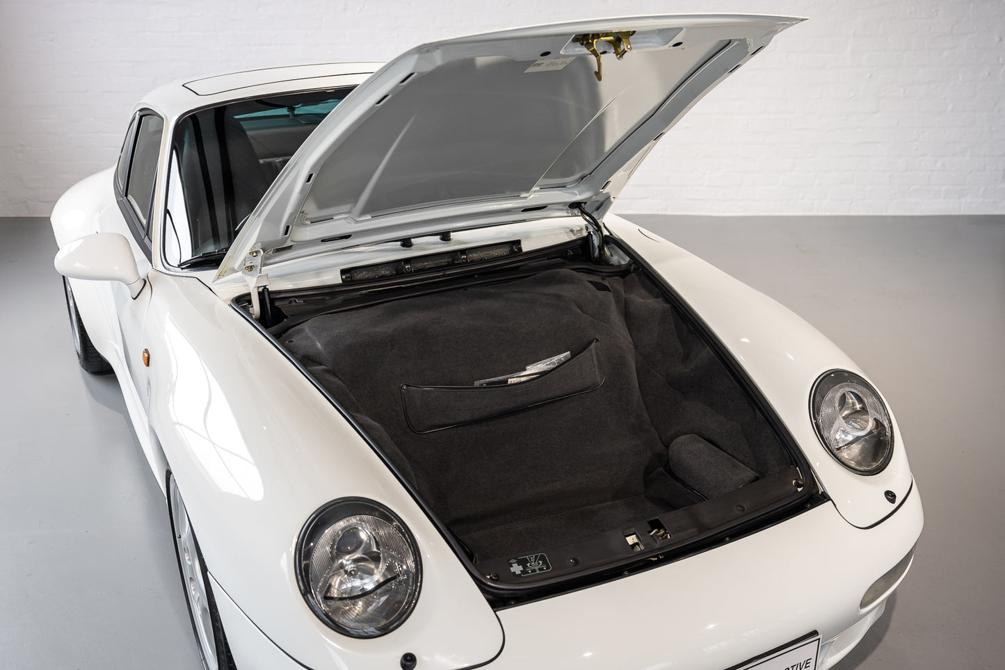 1996 Porsche 993 4S RHD - 26 500kms