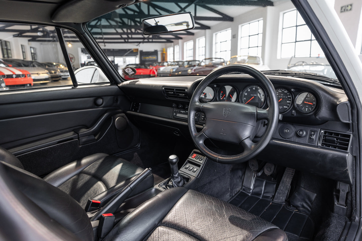 1996 Porsche 993 4S RHD - 26 500kms