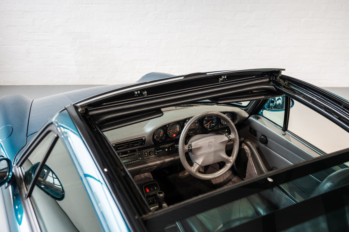 1996 Porsche 993 Targa RHD - 113 280kms showing