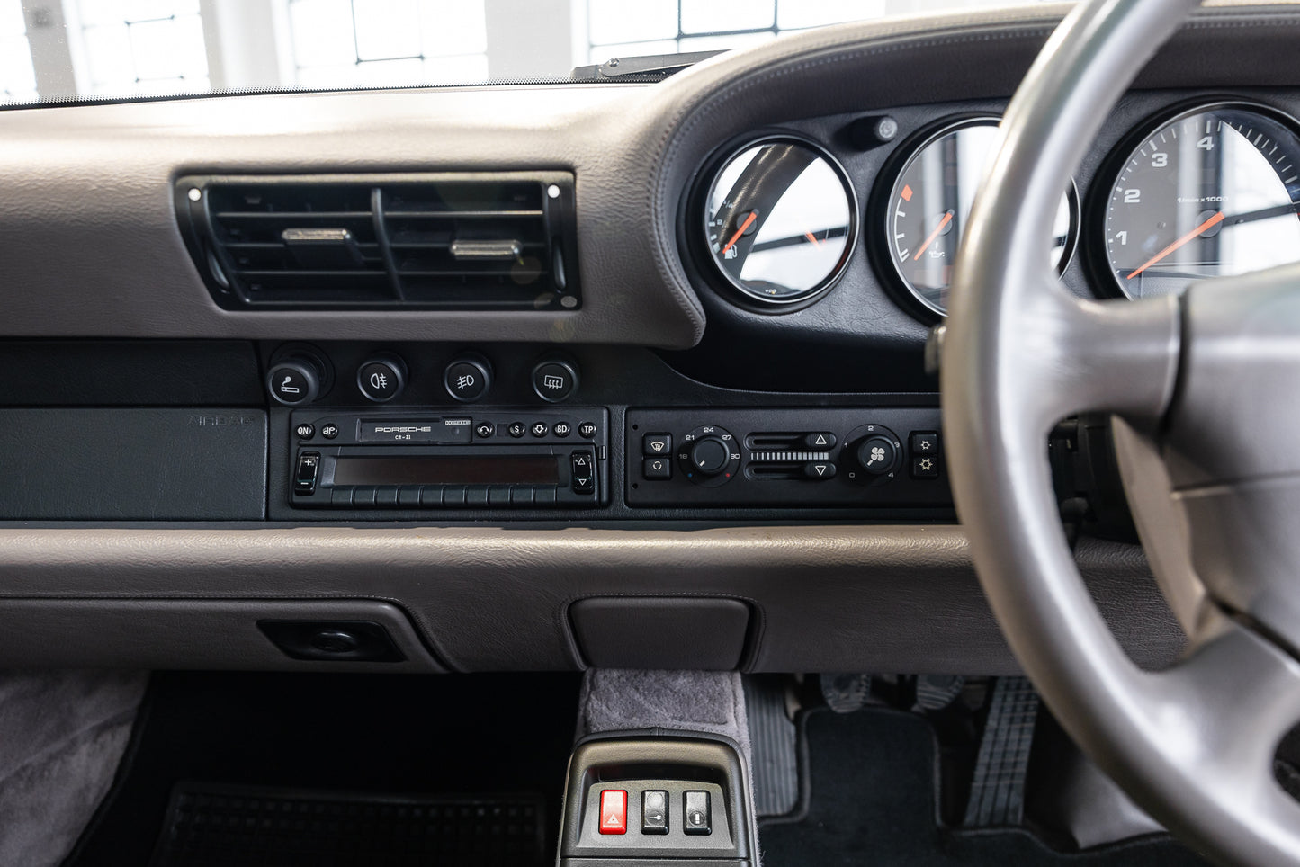 1996 Porsche 993 Turbo (RHD) - 67 149 kms