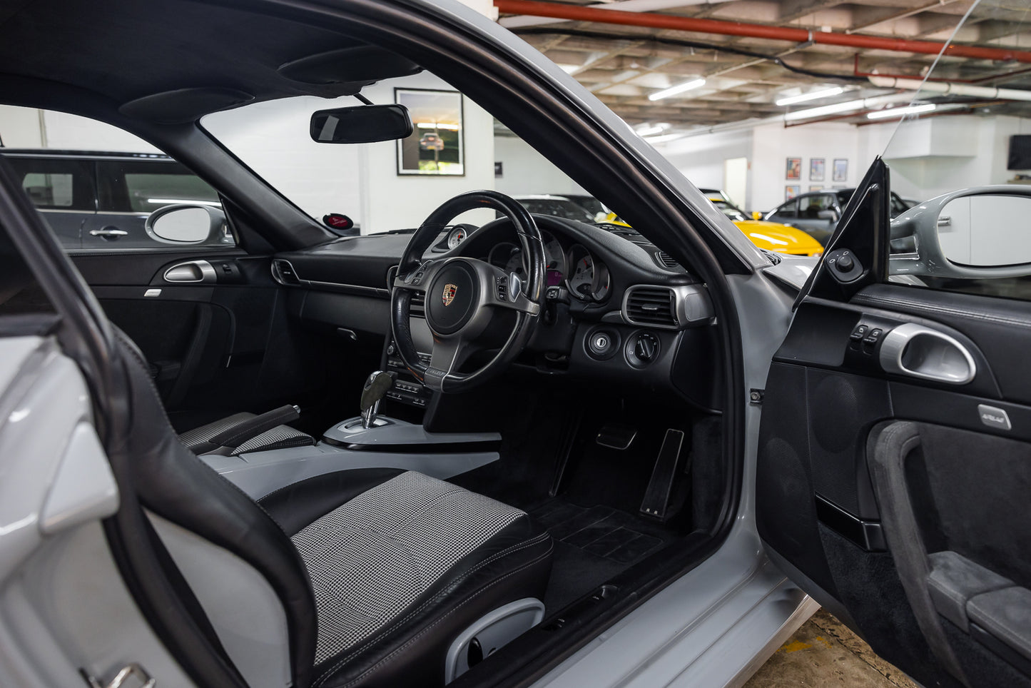 2011 Porsche 997.2 Carrera S - Sport Classic Tribute - 47 500kms