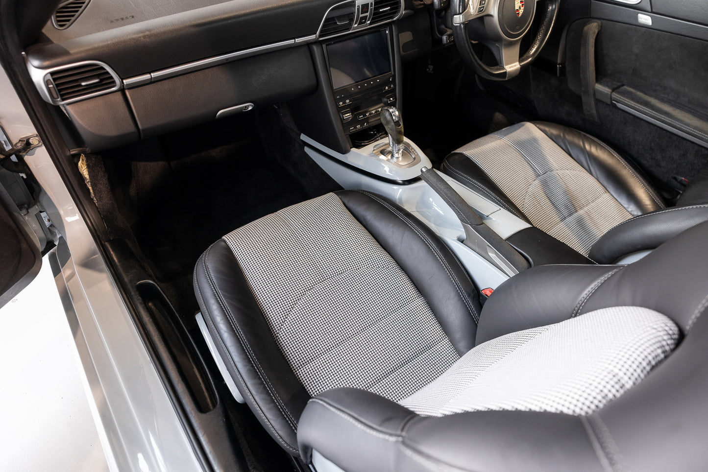 2011 Porsche 997.2 Carrera S - Sport Classic Tribute - 52 800kms