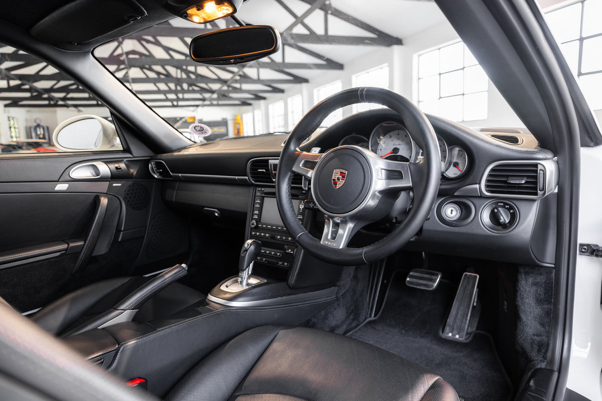 2010 Porsche 997.2 Turbo PDK - 33 500kms