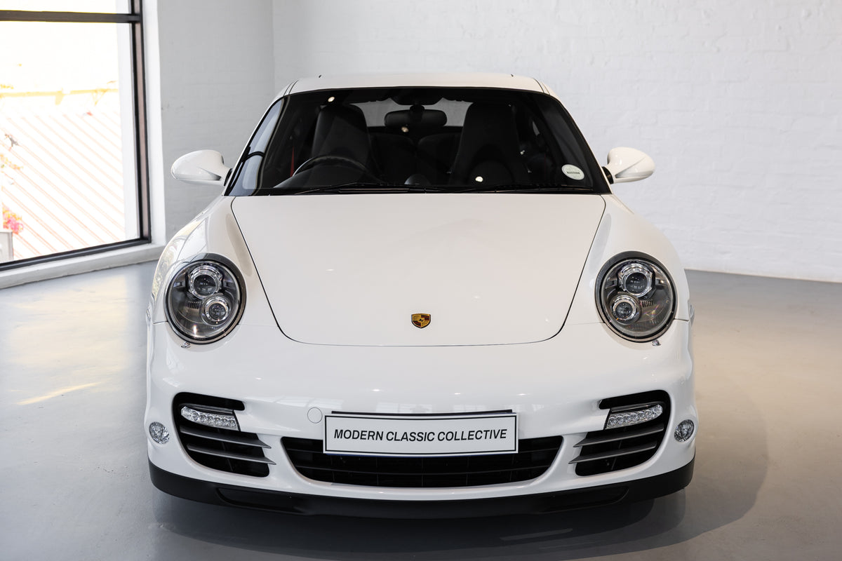 2010 Porsche 997.2 Turbo PDK - 33 500kms