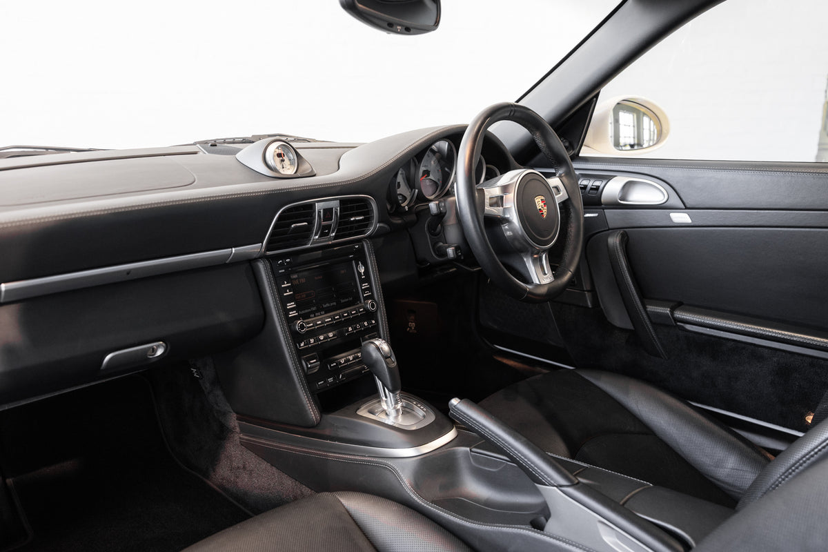 2010 Porsche 997.2 Turbo PDK - 33 500kms