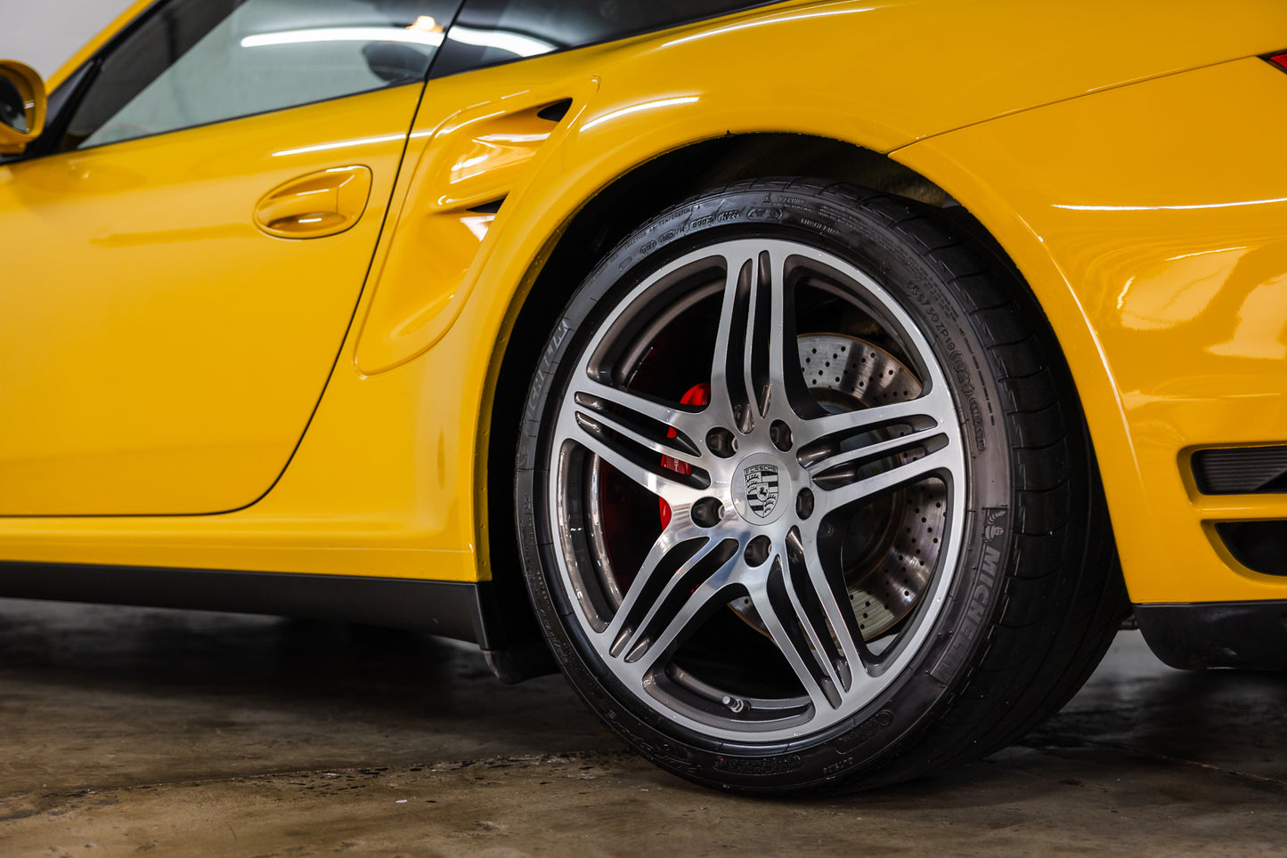 2008 Porsche 997 Turbo Tiptronic - 10 350kms