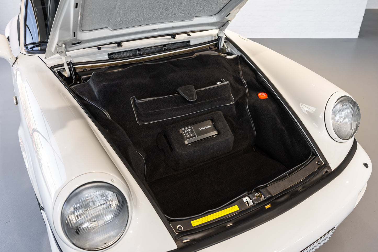 1994 Porsche 964 Carrera 2 Tip Tronic - 50 216kms