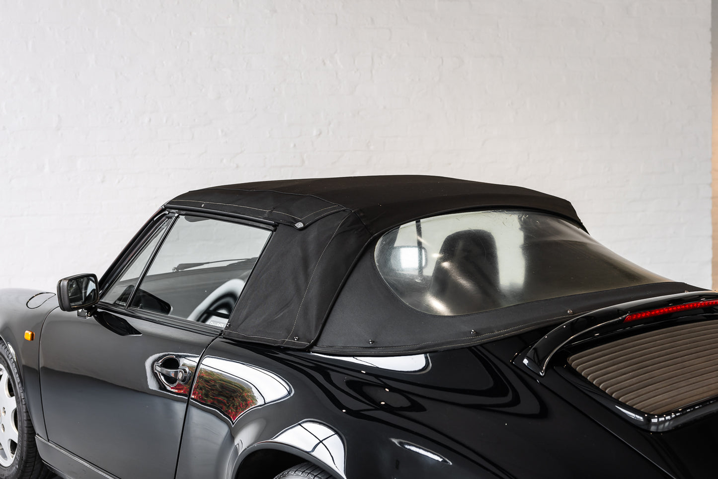 1994 Porsche 964 Convertible RHD - Manual - 165 818kms