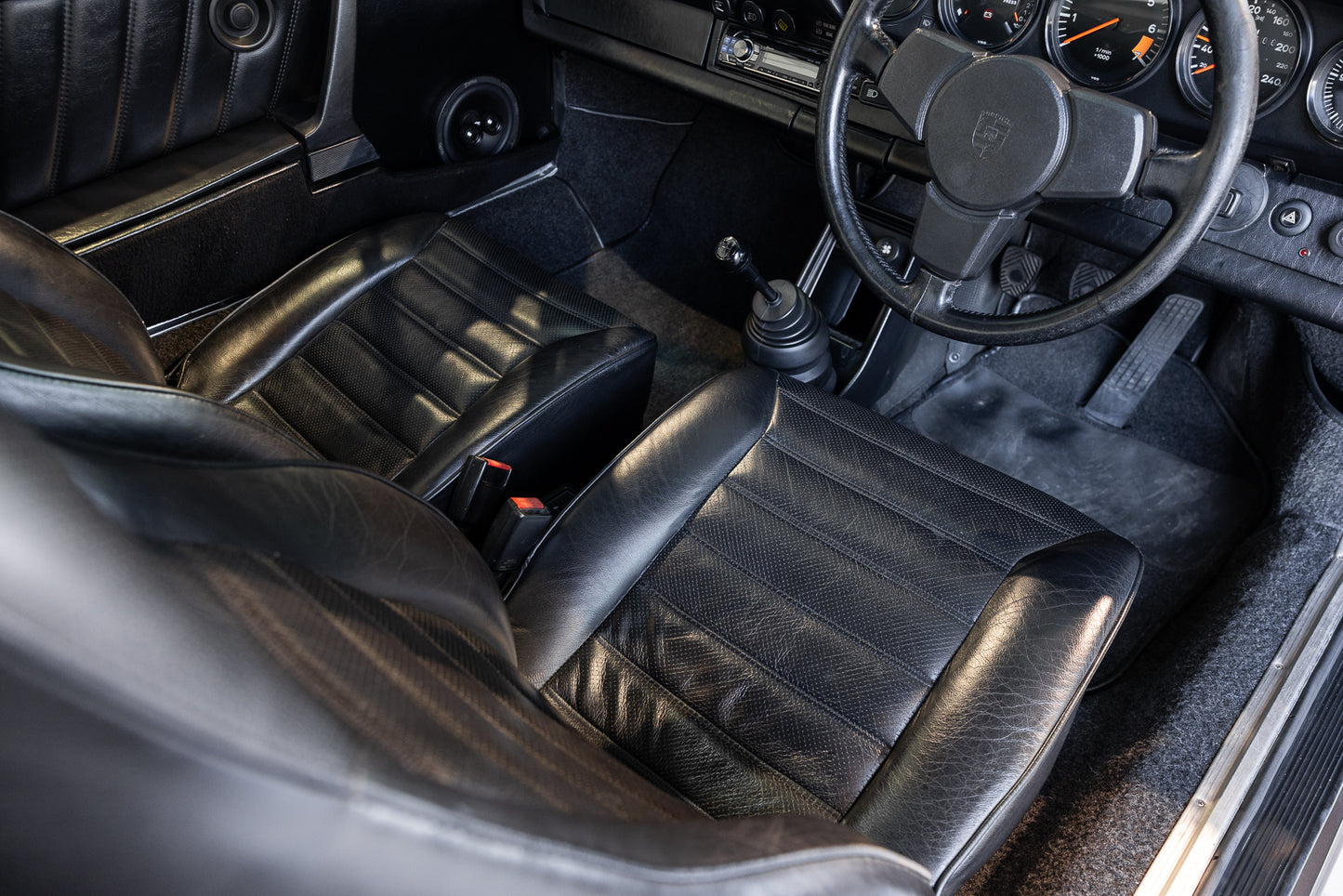 1983 Porsche 911 SC Coupe - 383 600kms