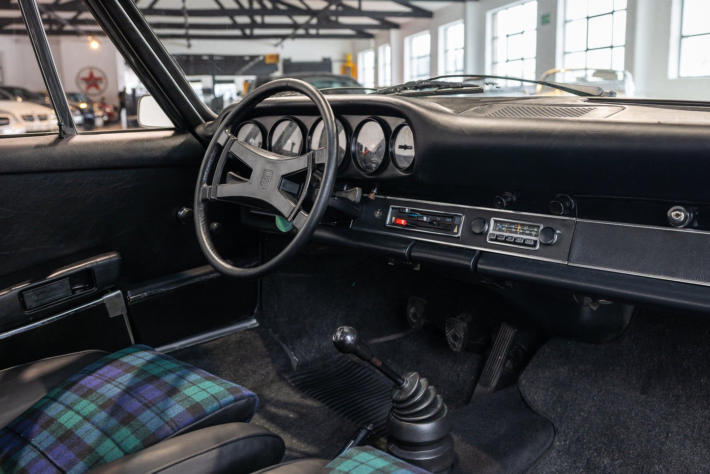 1973 911 T with a genuine 73 RS Engine - 79 001 Miles showing