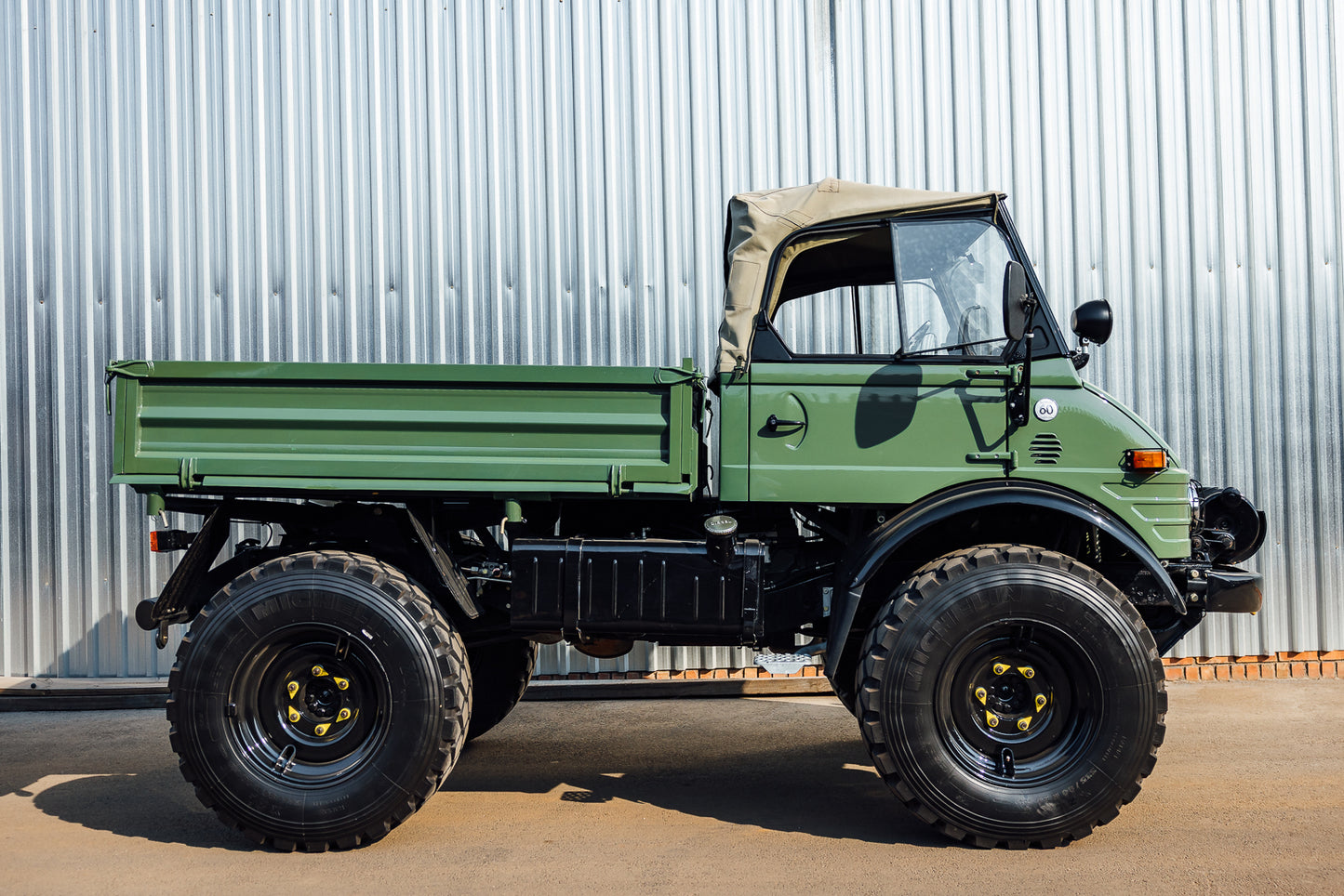 1979 Mercedes Unimog 406 Convertible- 11 123 kms showing