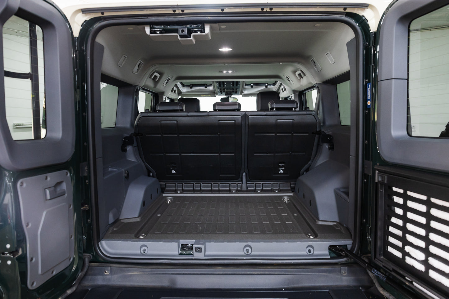 2024 Ineos Grenadier Wagon Fieldmaster Edition - 22 500 kms