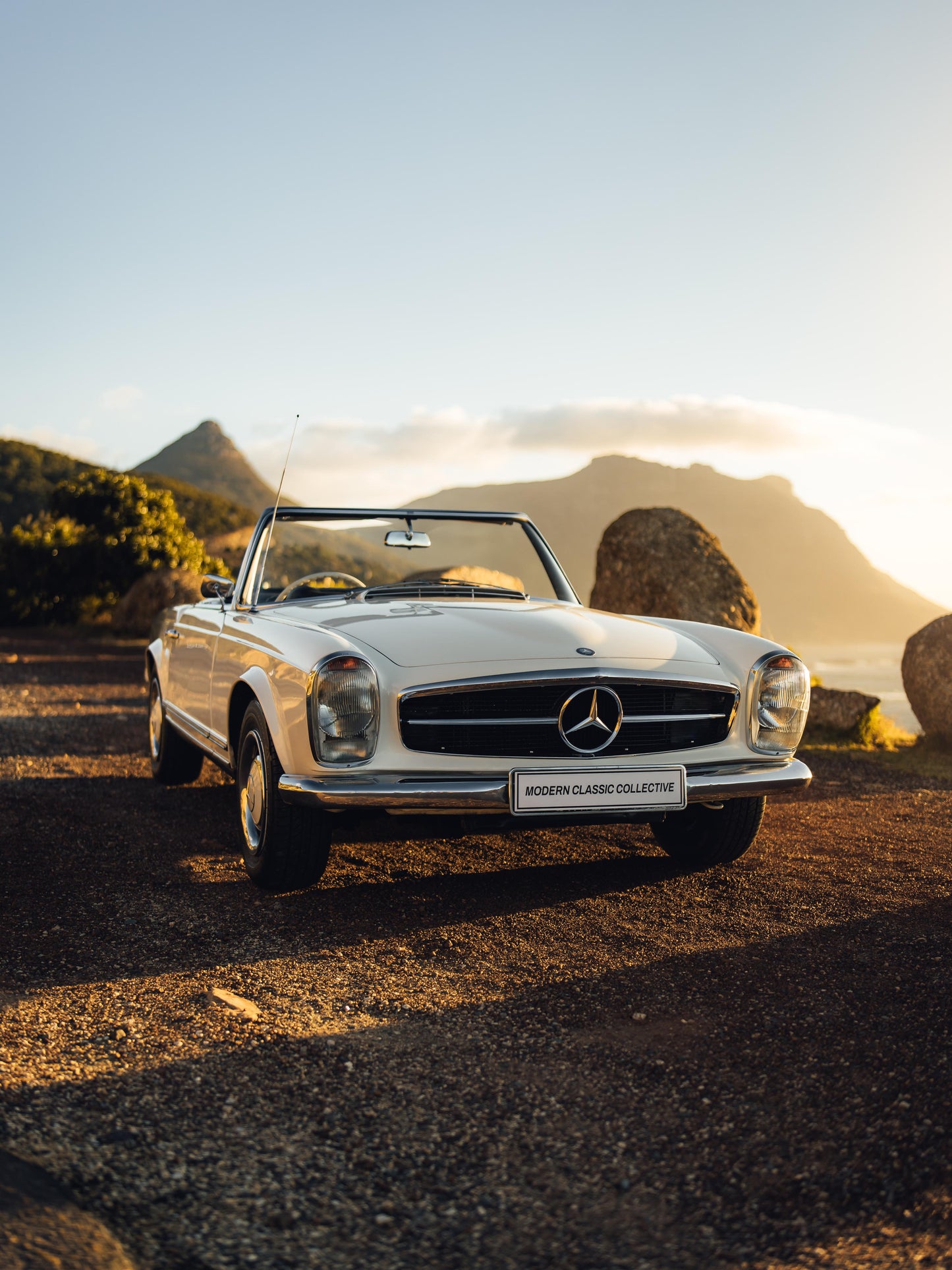 1967 Mercedes 250SL Pagoda - 1 of 14 - 5 Speed Manual- RHD - 47 149kms showing