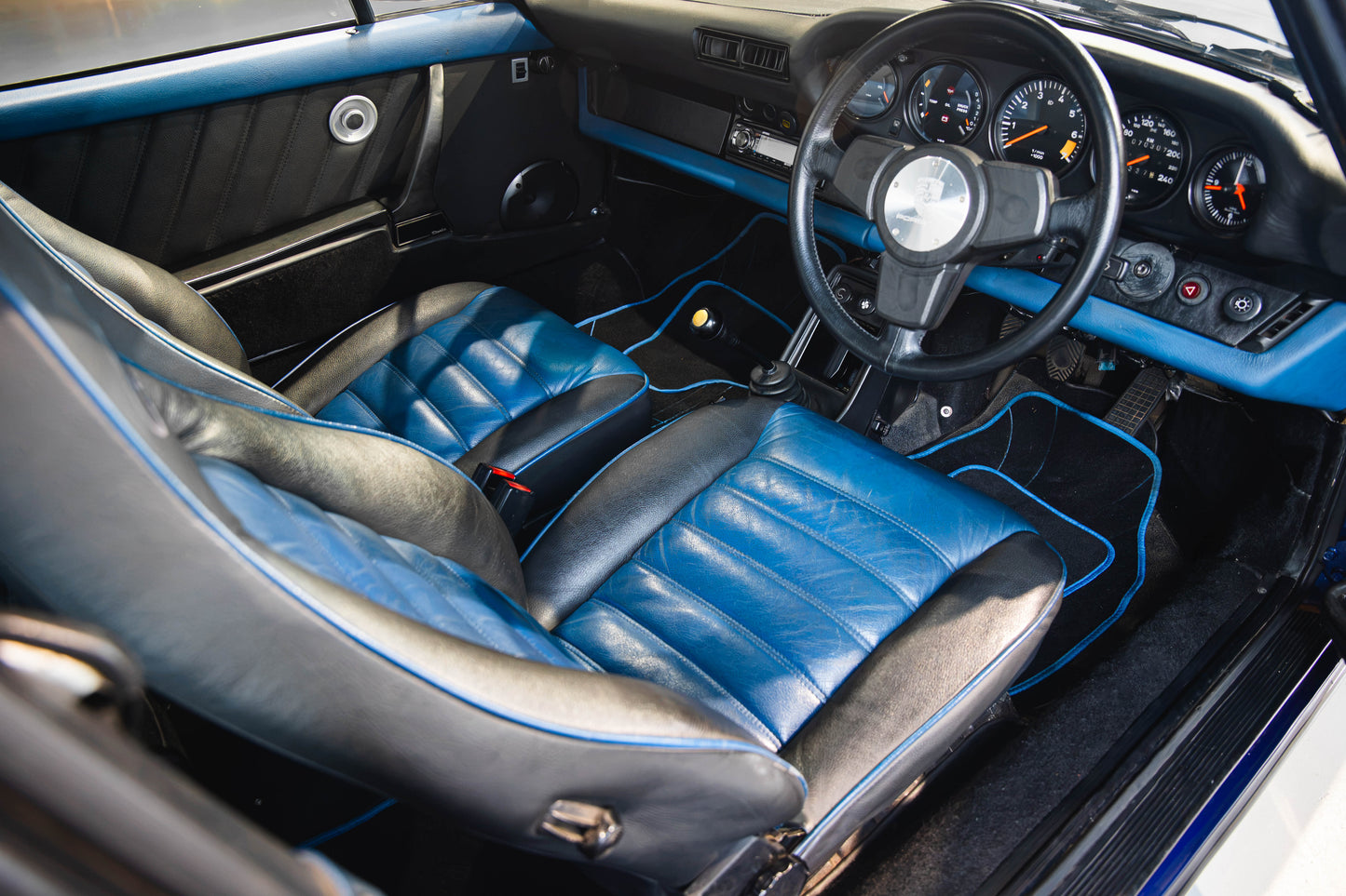 1982 Porsche 911 SC RHD - 70 287kms showing