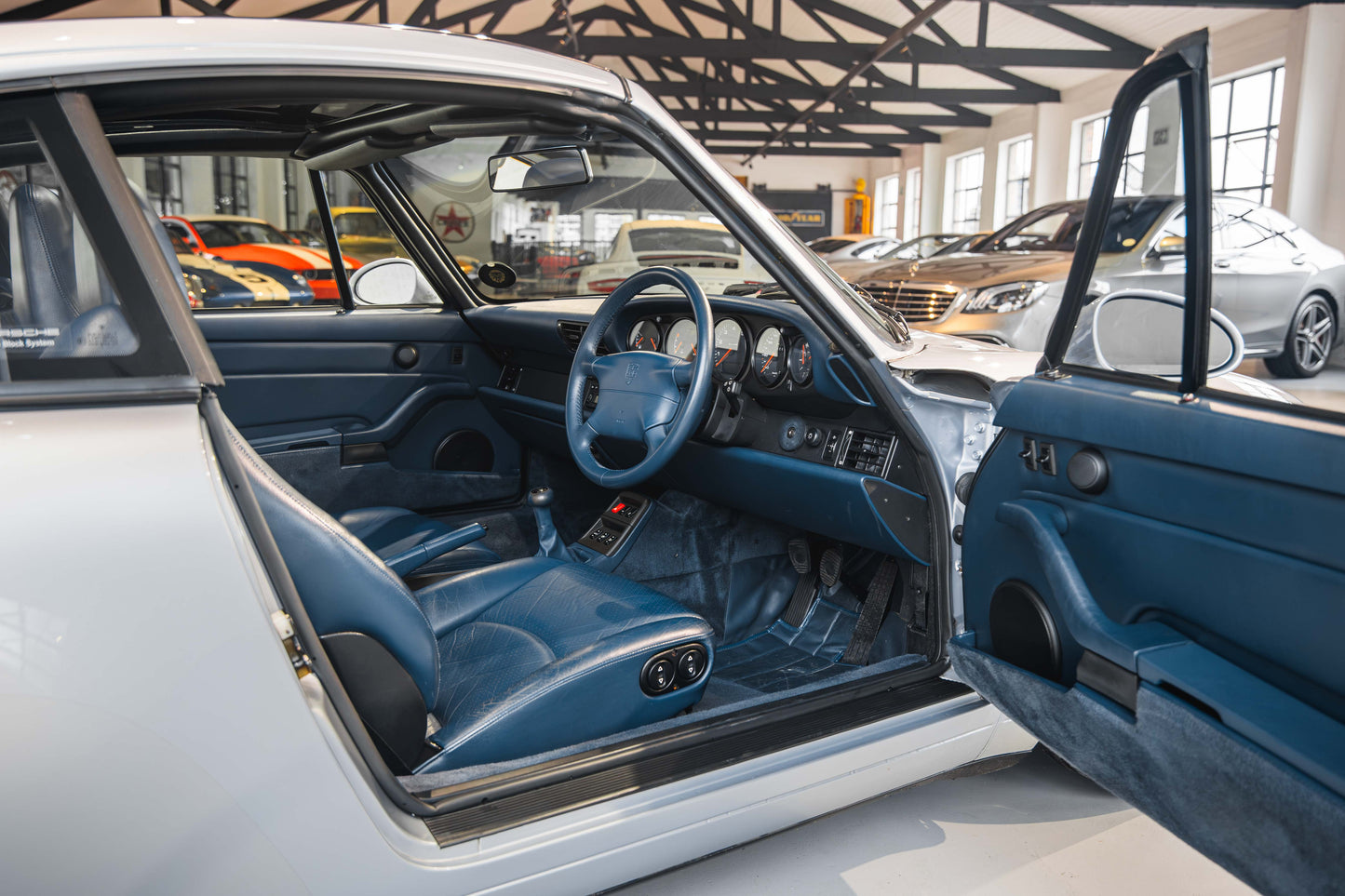 1996 Porsche 993 Targa RHD - 38 000kms