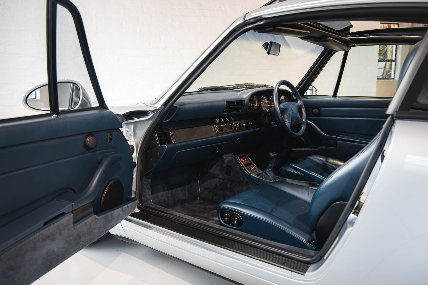 1996 Porsche 993 Targa RHD - 38 000kms