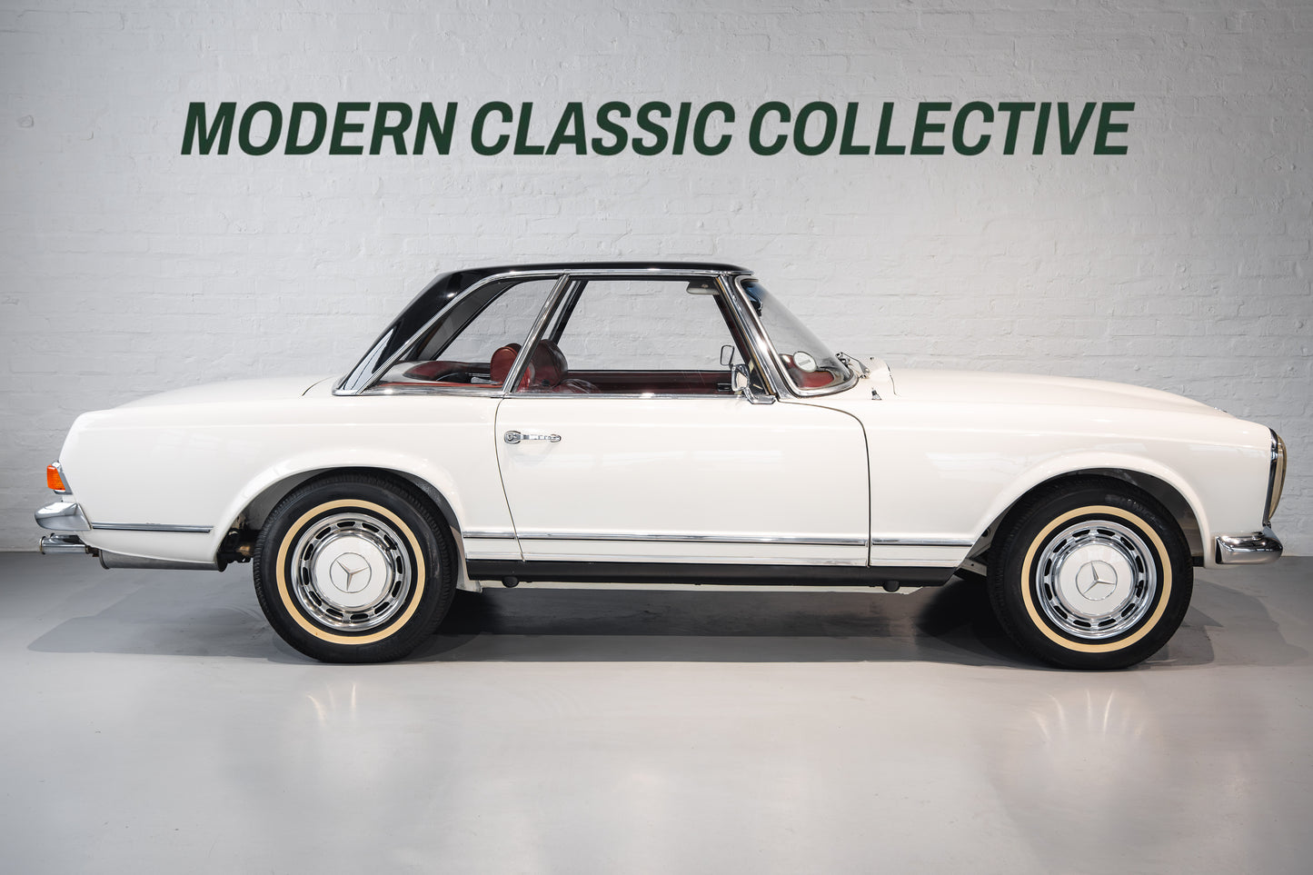 1970 Mercedes Pagoda 280SL - LHD - Manual - 42 542kms showing