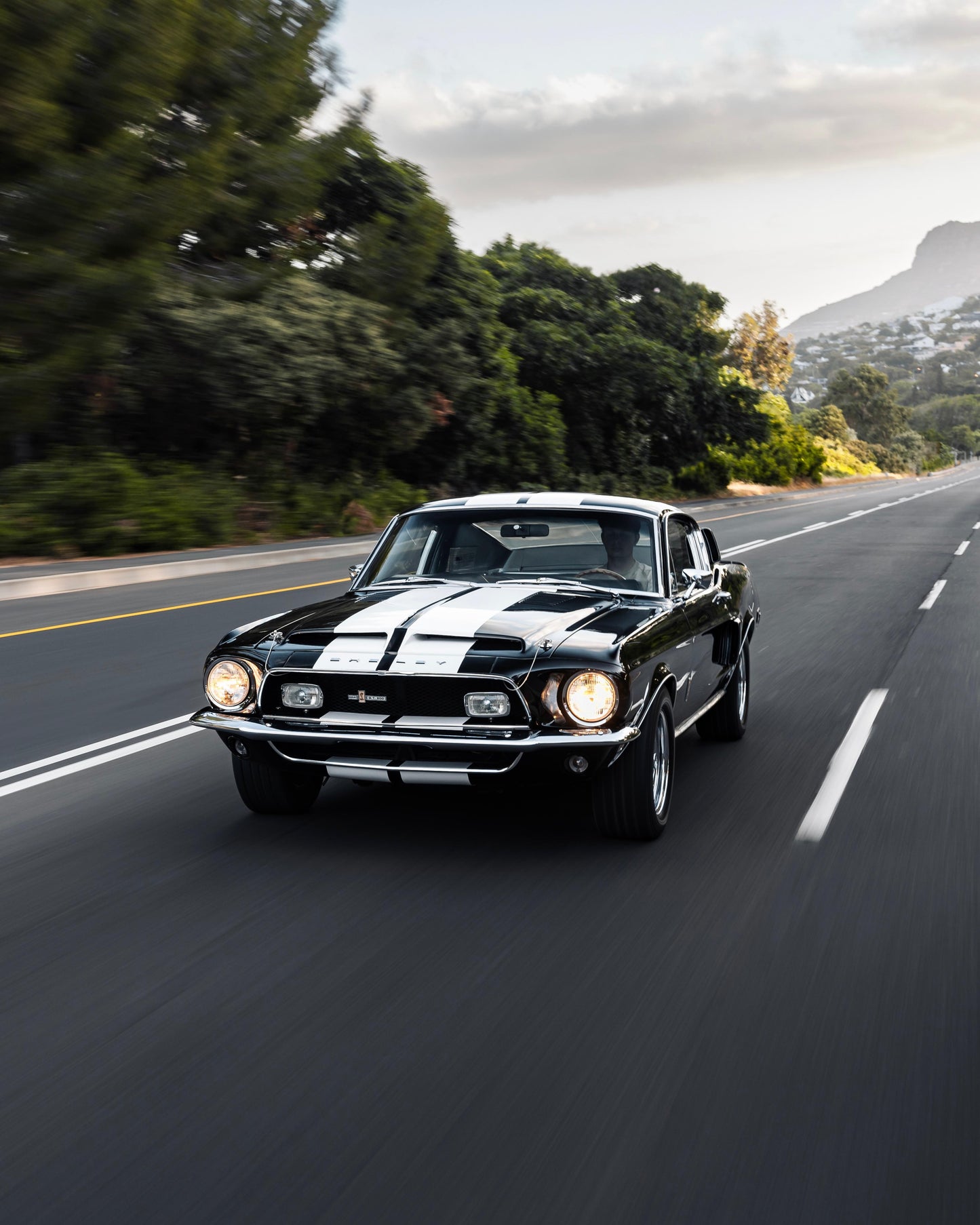 1968 Ford Mustang GT500KR Replica - 37 800 Miles